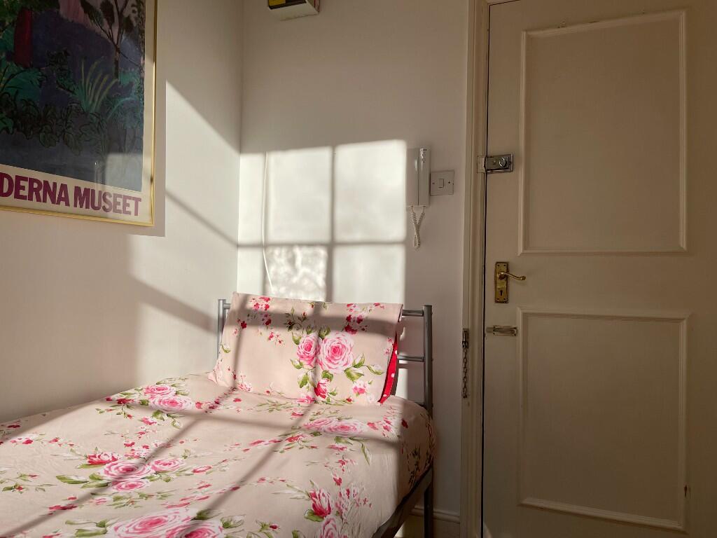 Main image of property: Oakley Street, London, SW3