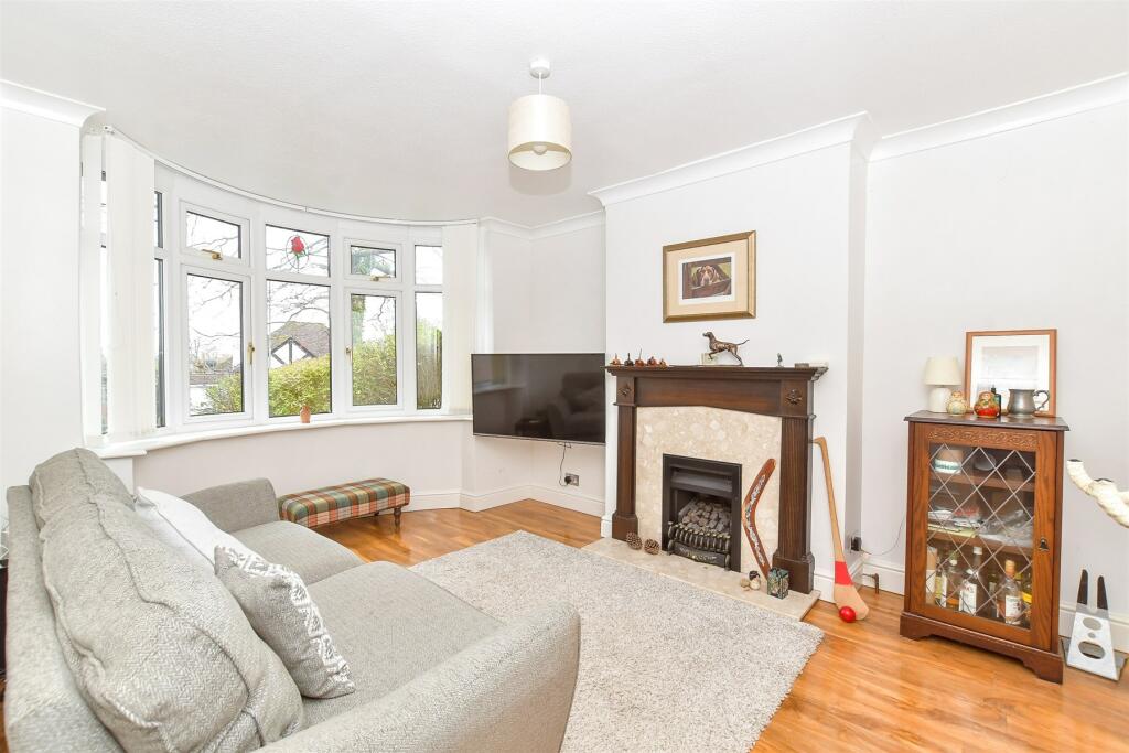 Main image of property: Gladys Avenue, Cowplain, Waterlooville, Hampshire