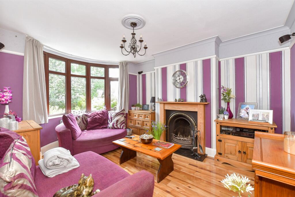 Main image of property: Gladys Avenue, Cowplain, Waterlooville, Hampshire