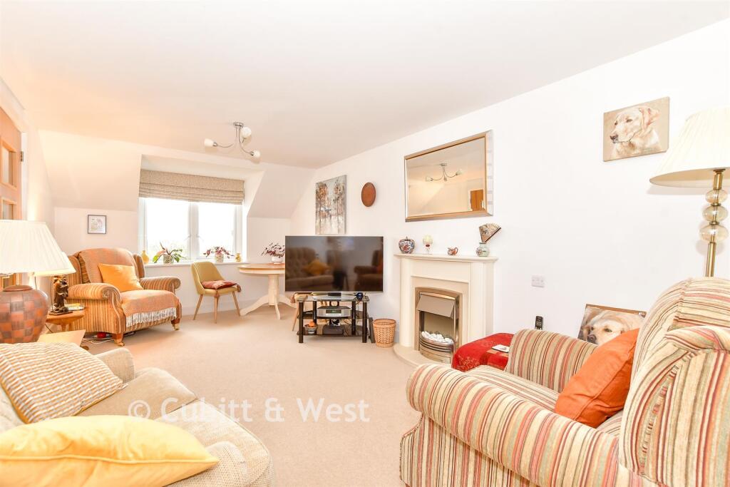 Main image of property: Beaconsfield Road, Waterlooville, Hampshire
