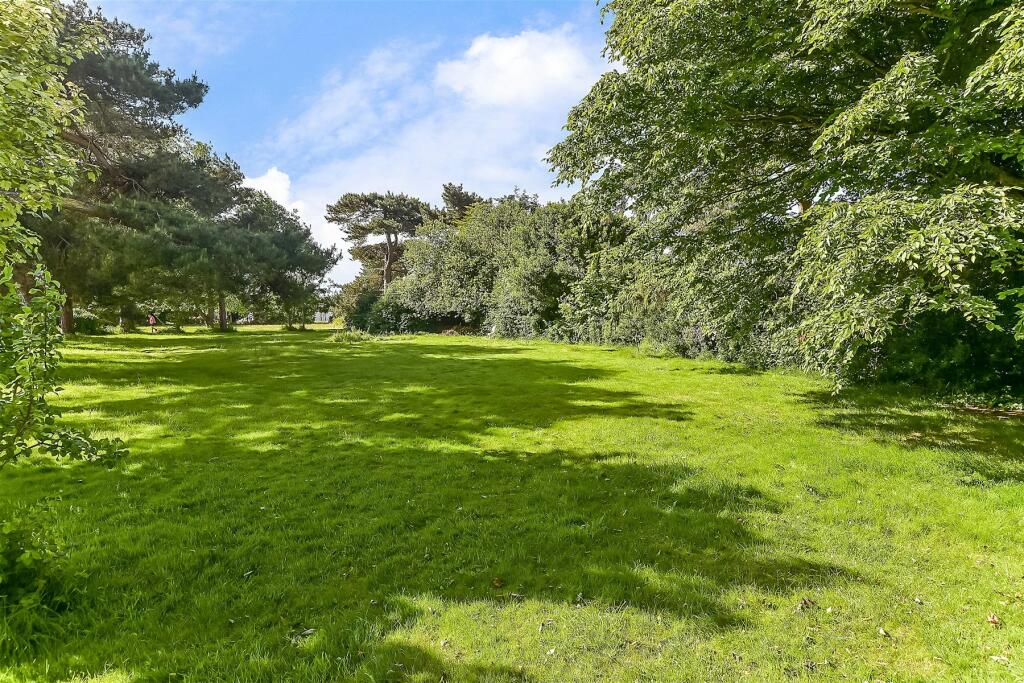 2 bedroom detached bungalow for sale in The Poplars, Ferring, Worthing, West Sussex, BN12