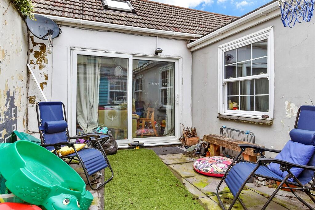 Main image of property: Becket Road, Worthing, West Sussex