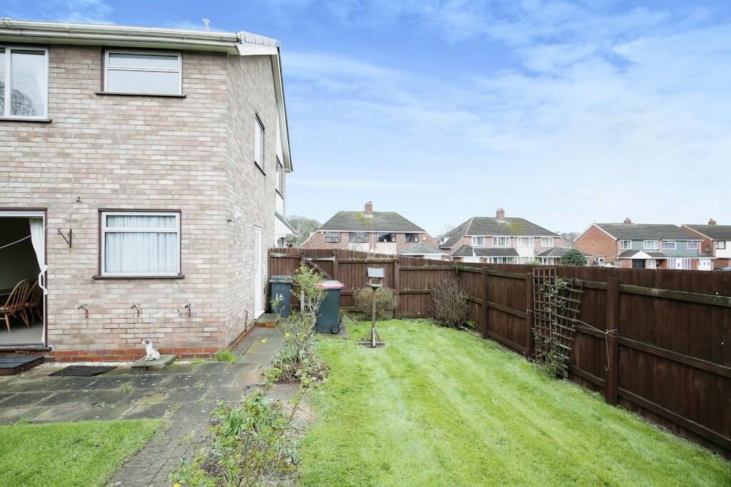 3 bedroom semidetached house for sale in Pooley View, Polesworth, B78