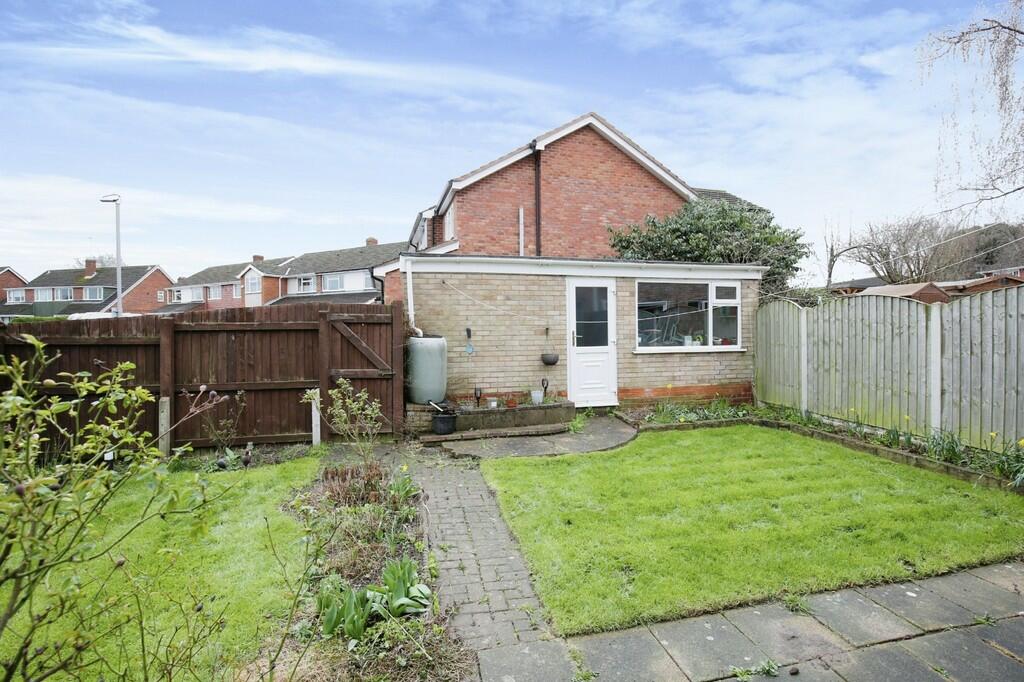 3 bedroom semidetached house for sale in Pooley View, Polesworth, B78