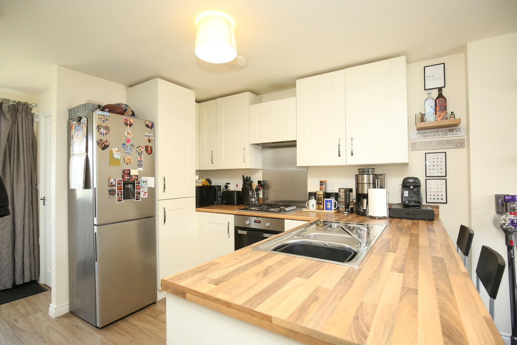 Additional property image - Edden Close, Wigginton, Tamworth
