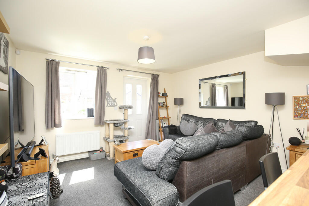 Additional property image - Edden Close, Wigginton, Tamworth