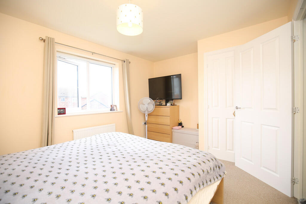 Additional property image - Edden Close, Wigginton, Tamworth