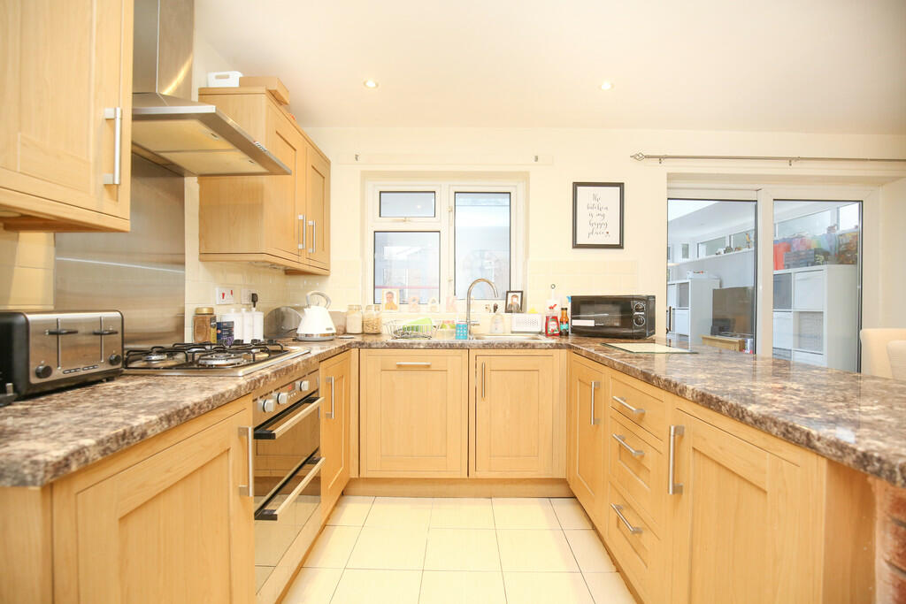 Additional property image - Loughshaw, Wilnecote