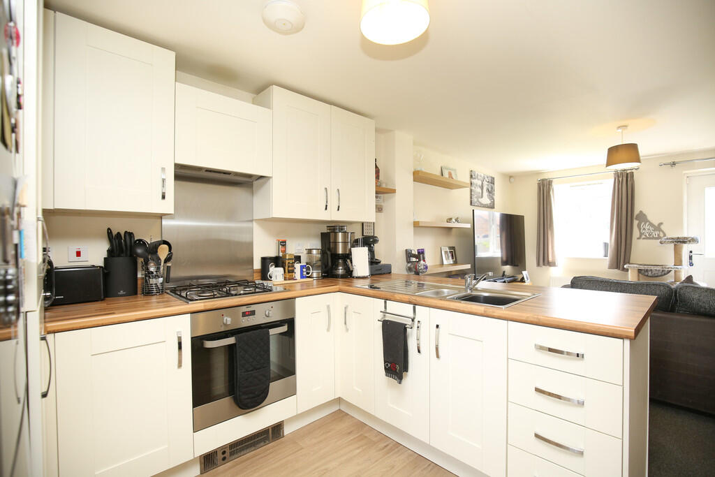 Additional property image - Edden Close, Wigginton, Tamworth