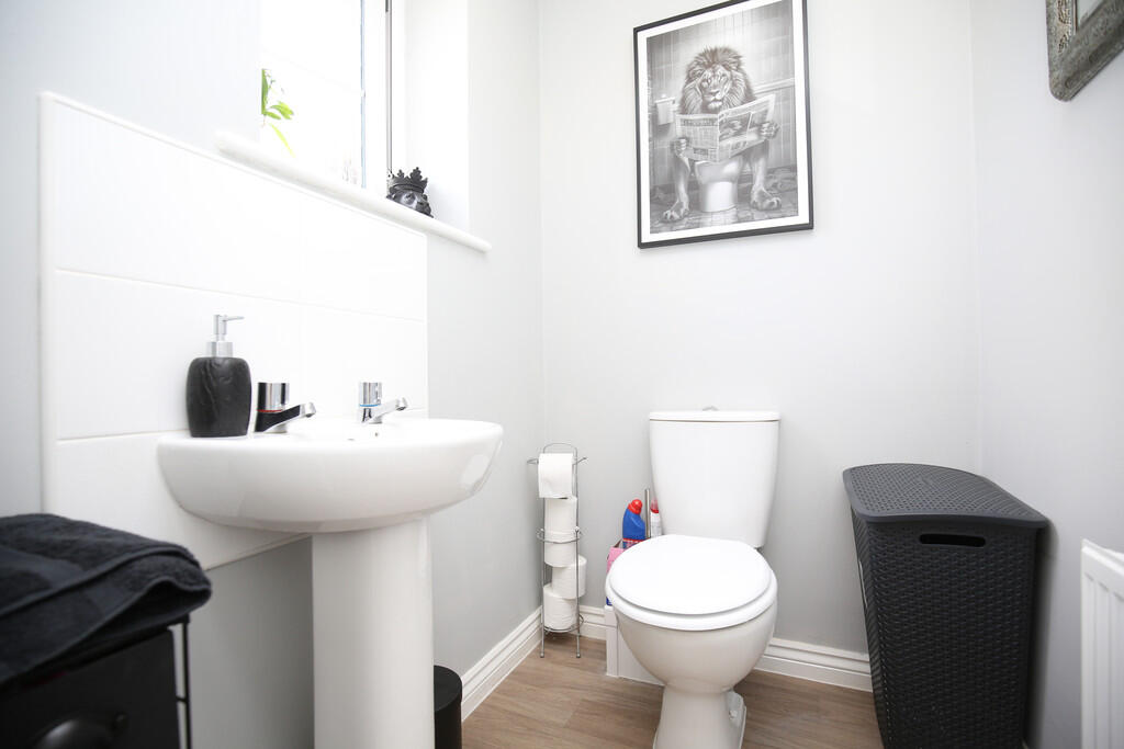 Additional property image - Edden Close, Wigginton, Tamworth