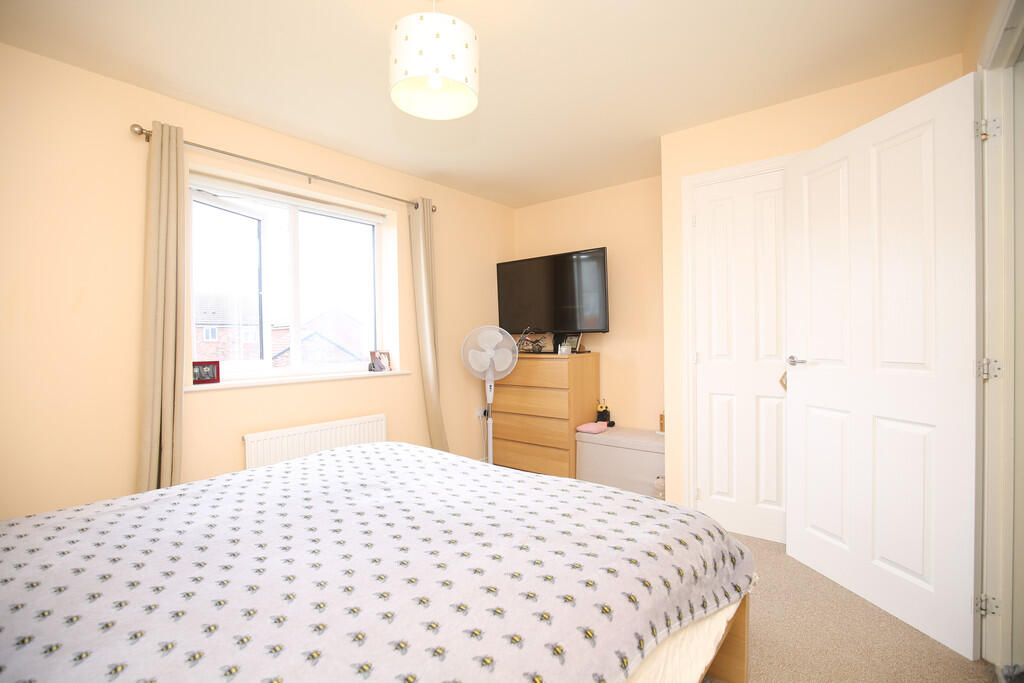Additional property image - Edden Close, Wigginton, Tamworth