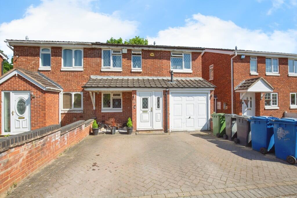 Main image of property: Hanlith, Wilnecote, Tamworrth