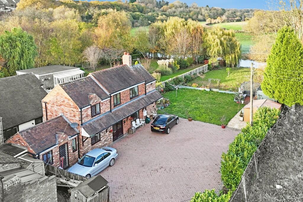 Main image of property: Tamworth Road, Polesworth