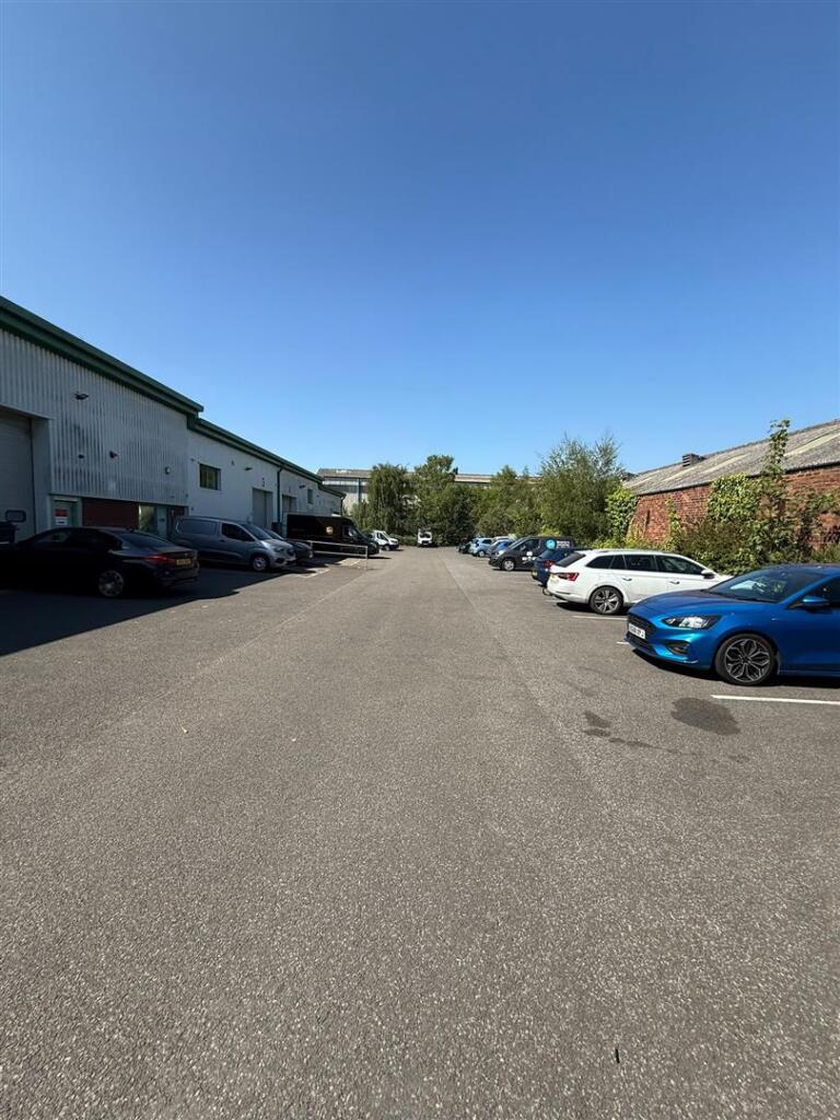 Main image of property: Large Commercial unit Greets Green, West bromwich
