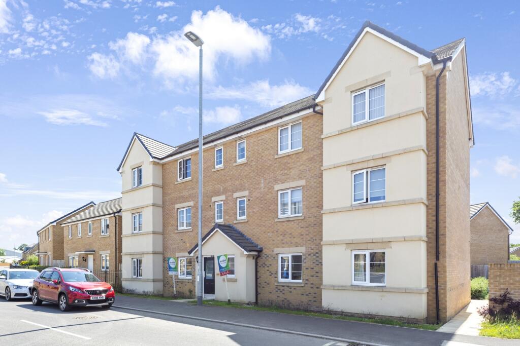 2 bedroom apartment for sale in Montacute Road, Yeovil, BA22