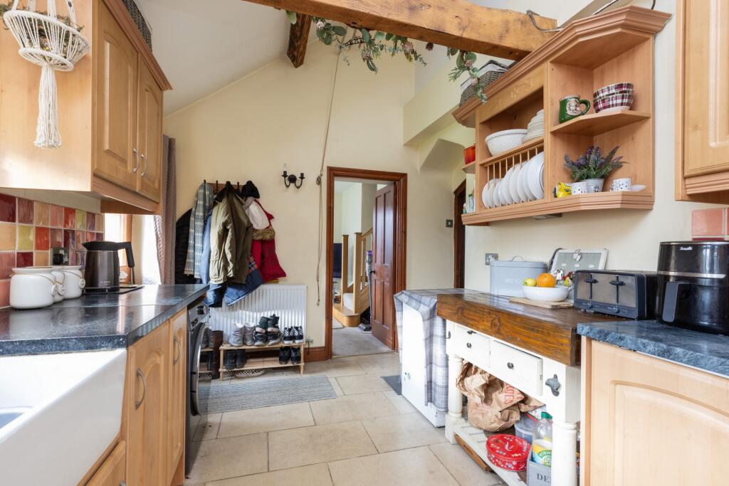 Additional property image - Queen Street, Tintinhull, BA22
