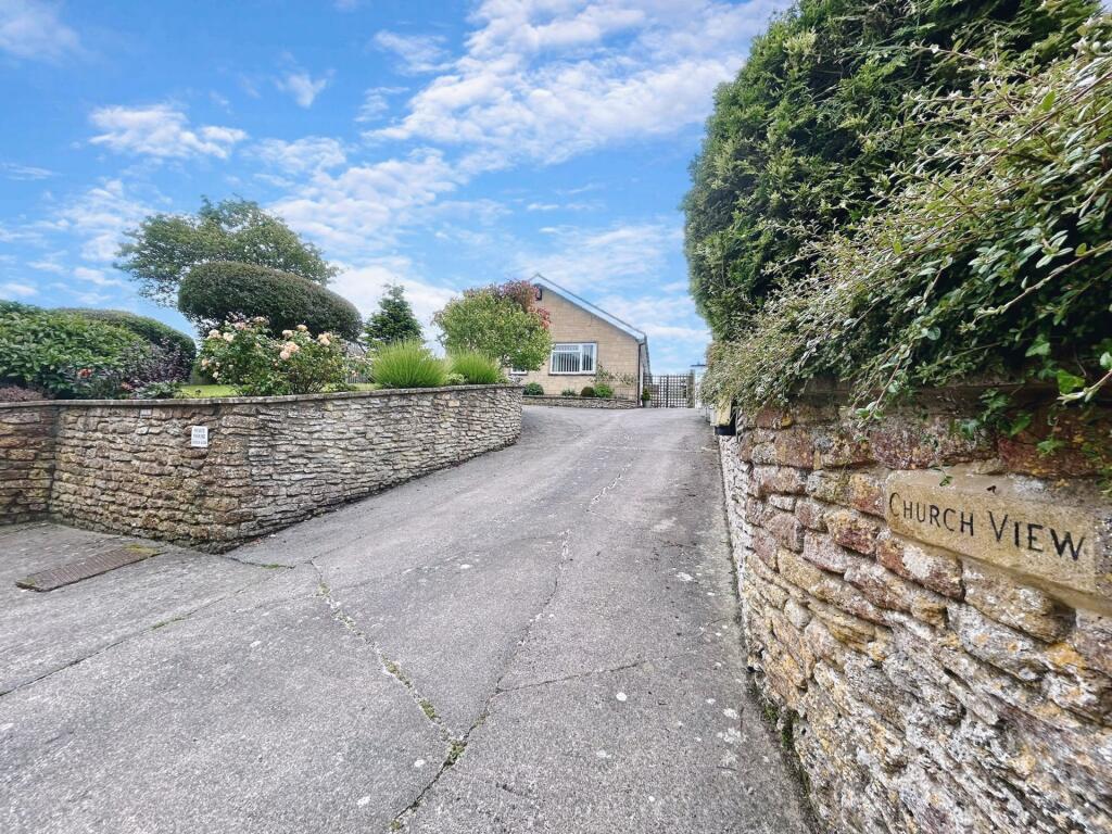 3 bedroom bungalow for sale in Street Lane, Higher BA22