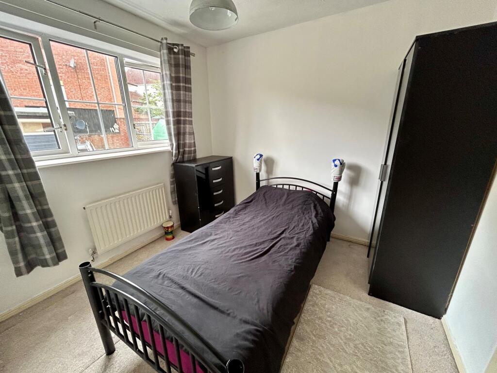 Additional property image - Shelley Close, Yeovil, BA21