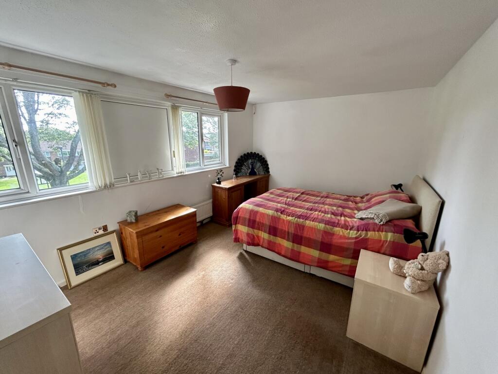 Additional property image - Meadow Road, Yeovil, BA21