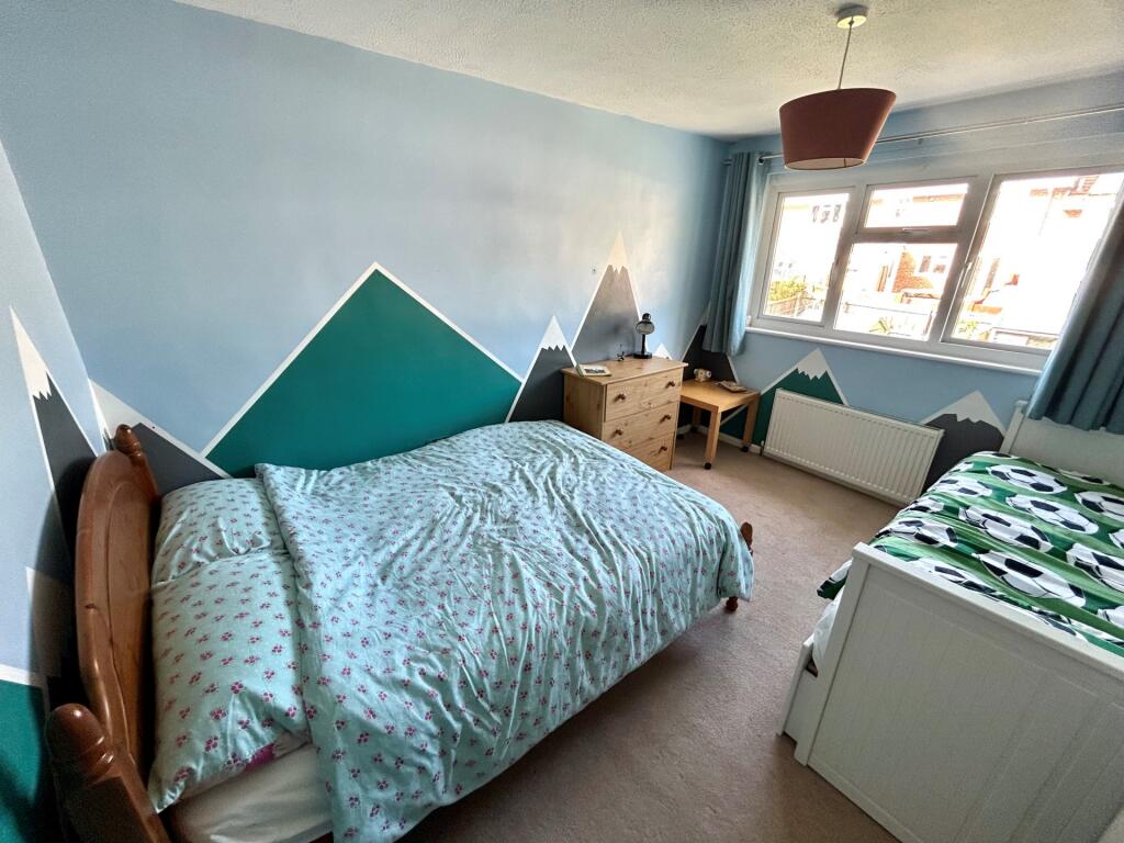 Additional property image - Meadow Road, Yeovil, BA21