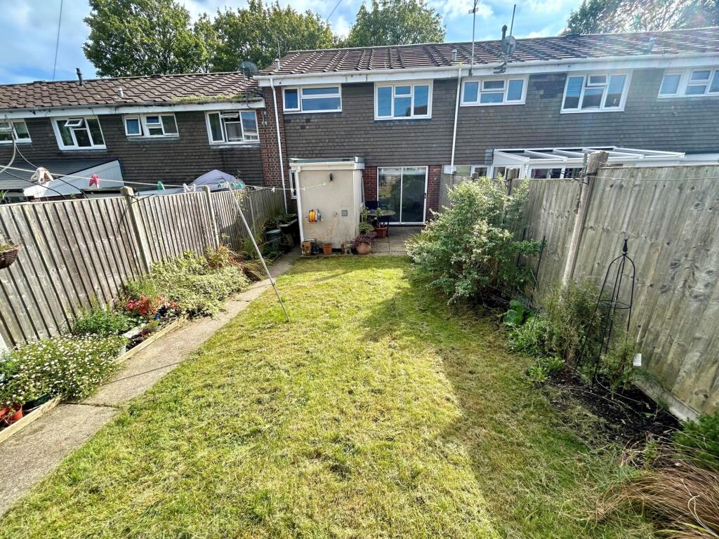 Additional property image - Meadow Road, Yeovil, BA21