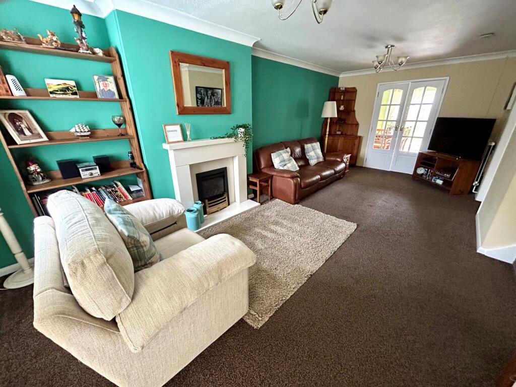 Additional property image - Trent Close, Yeovil, BA21