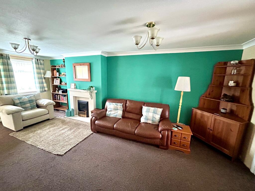 Additional property image - Trent Close, Yeovil, BA21