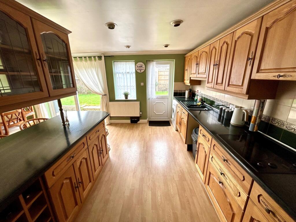 Additional property image - Trent Close, Yeovil, BA21