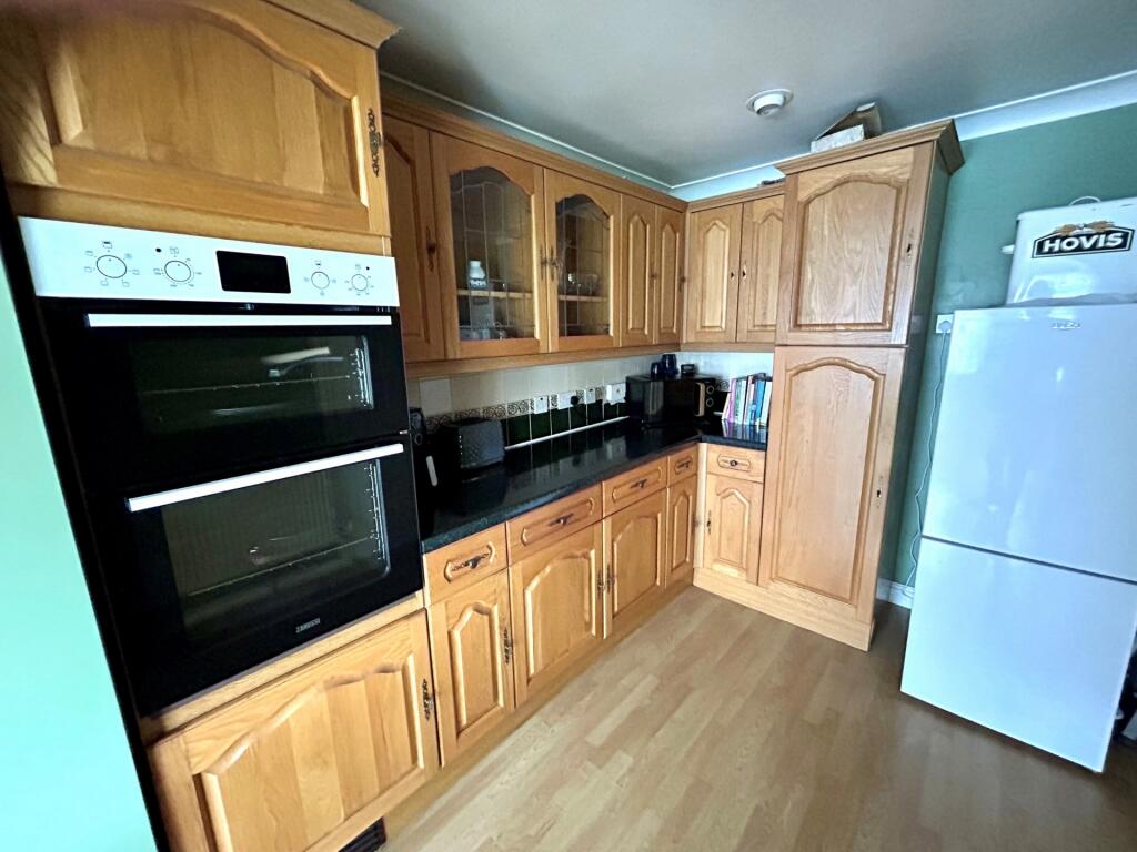 Additional property image - Trent Close, Yeovil, BA21