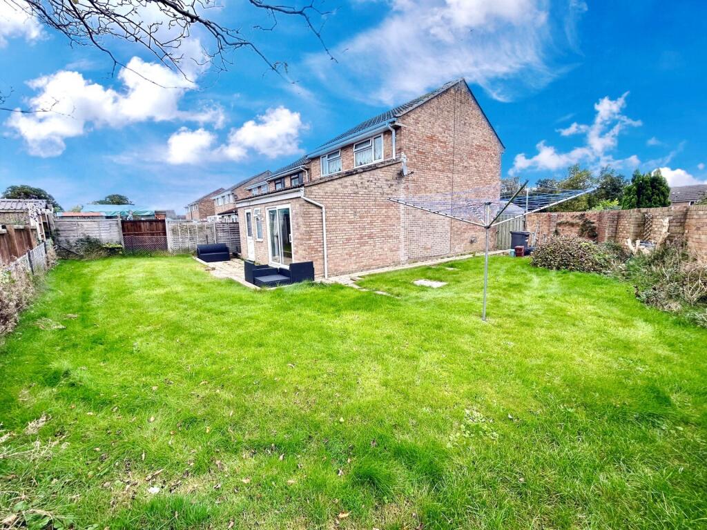 Additional property image - Trent Close, Yeovil, BA21