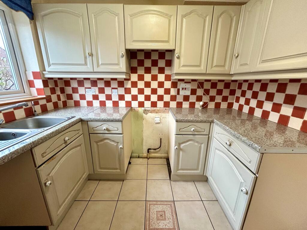 Additional property image - Lower Fairmead Road, Yeovil, BA21