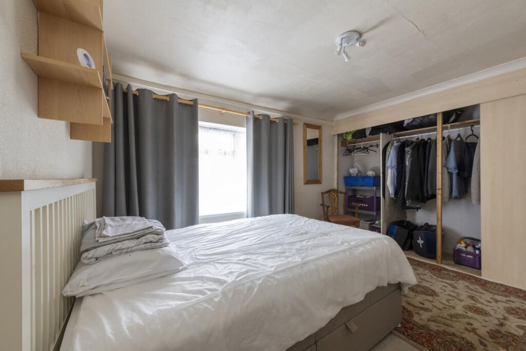 Additional property image - St Georges Avenue, Yeovil, BA21