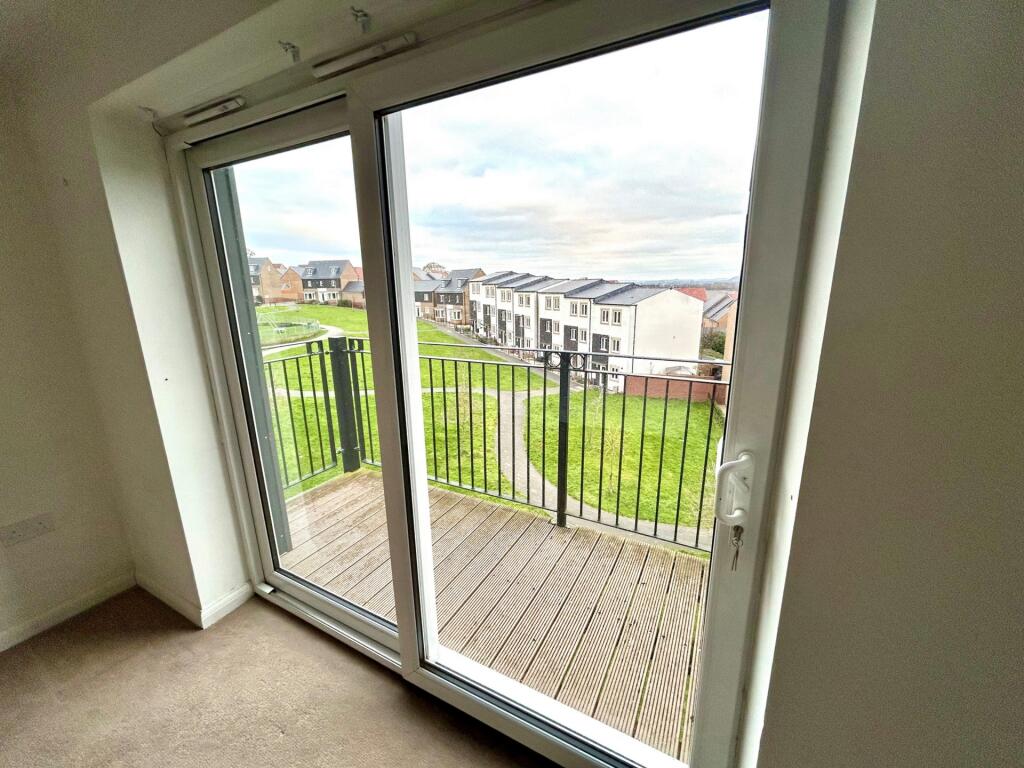 Additional property image - Great Mead, Yeovil, BA21