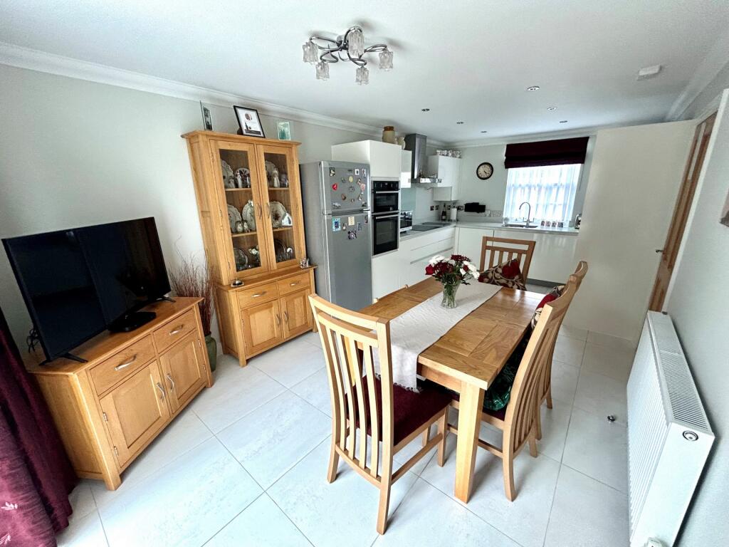 Additional property image - Hillrick Crescent, Yeovil, BA21