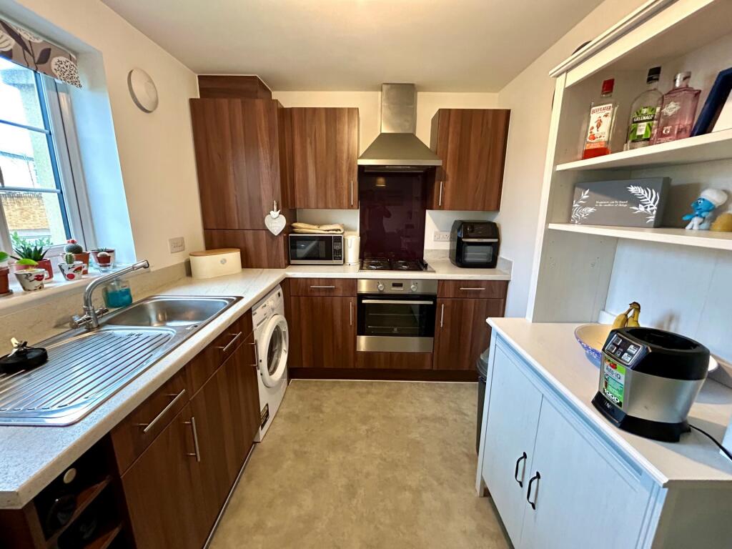 Additional property image - Montacute Road, Yeovil, BA22