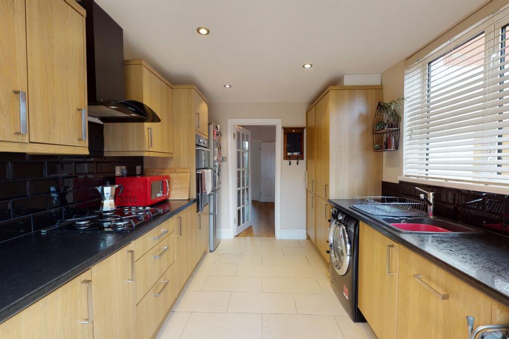 Additional property image - Preston Grove, Yeovil, BA20