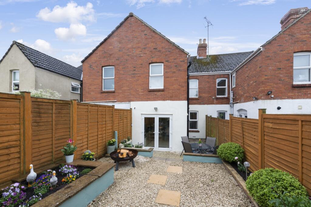 Additional property image - Preston Grove, Yeovil, BA20