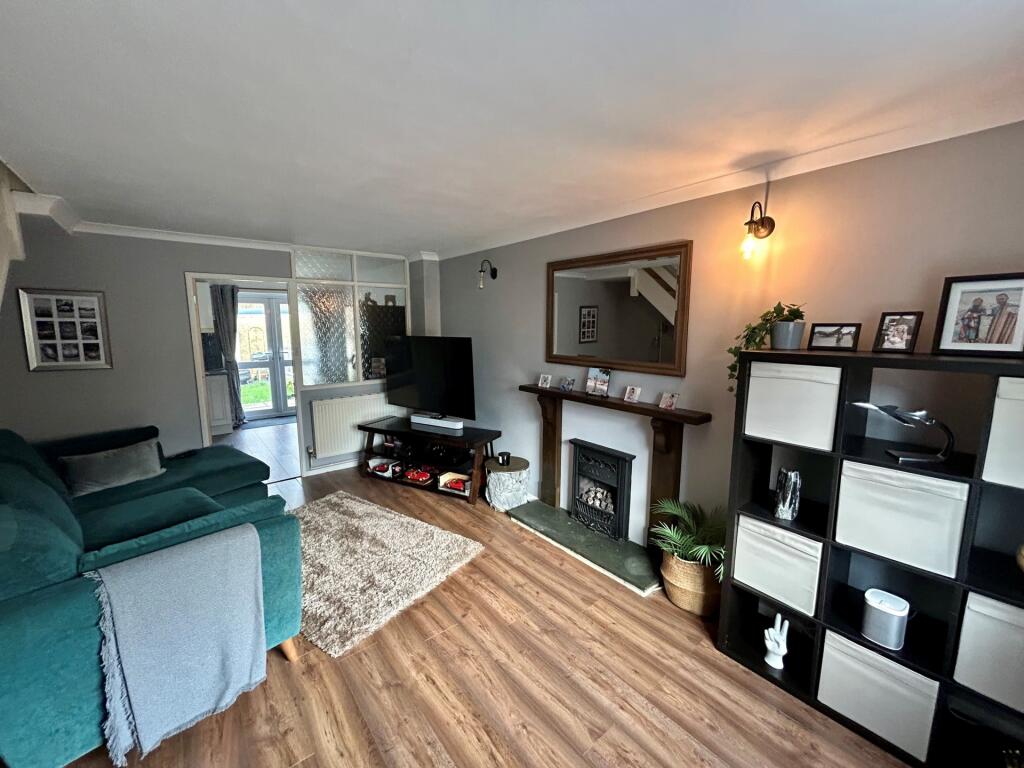 Additional property image - Friars Ave, Yeovil, BA21