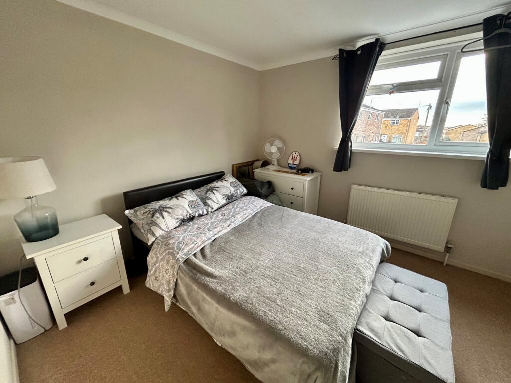 Additional property image - Friars Ave, Yeovil, BA21