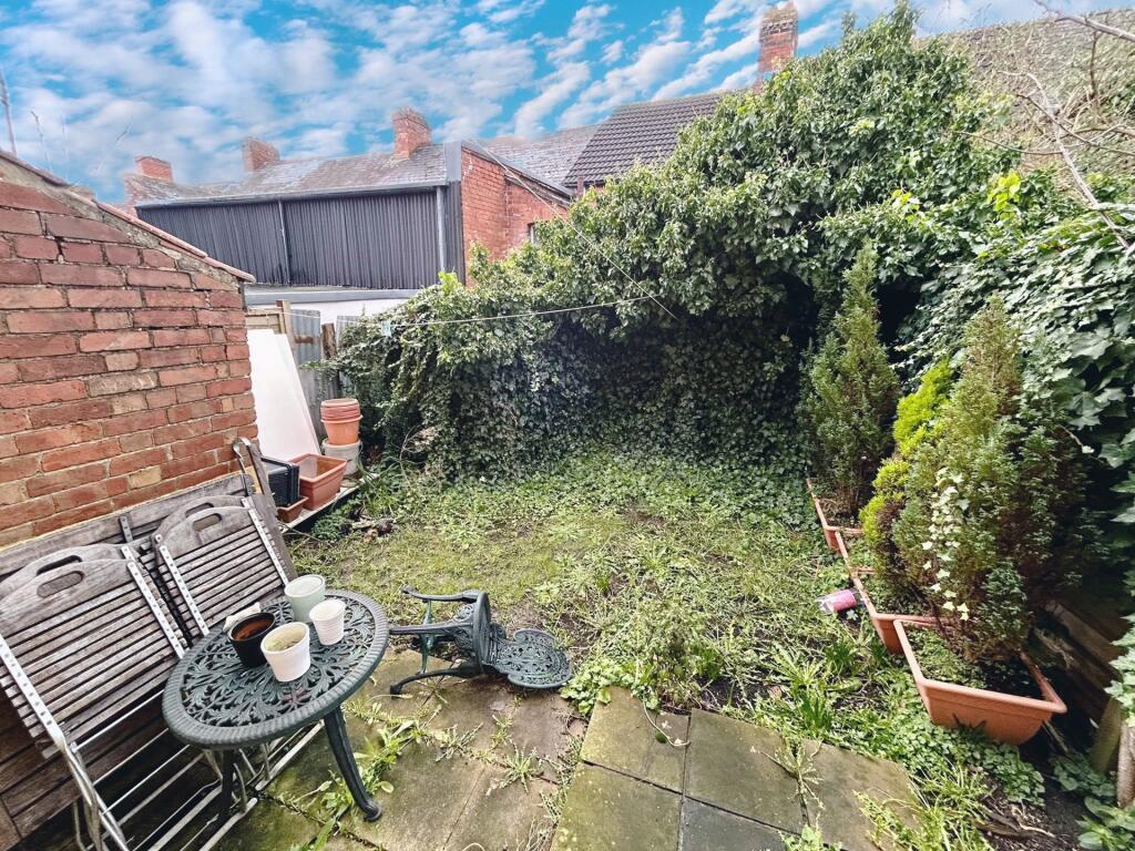 Additional property image - Cecil Street, Yeovil, BA20