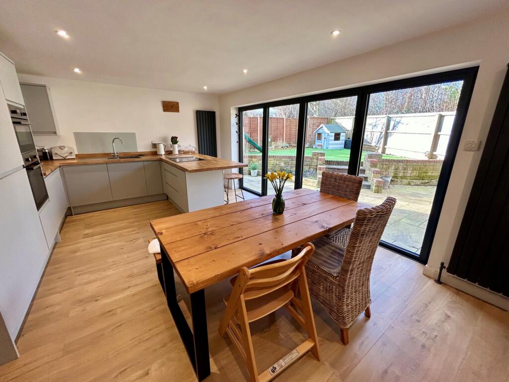 Additional property image - Foxglove Way, Yeovil, BA22