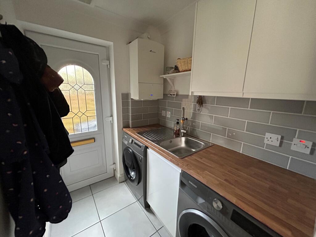 Additional property image - Foxglove Way, Yeovil, BA22