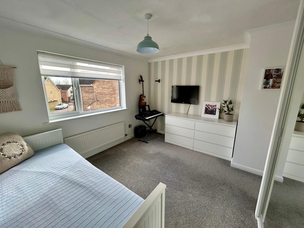 Additional property image - Foxglove Way, Yeovil, BA22