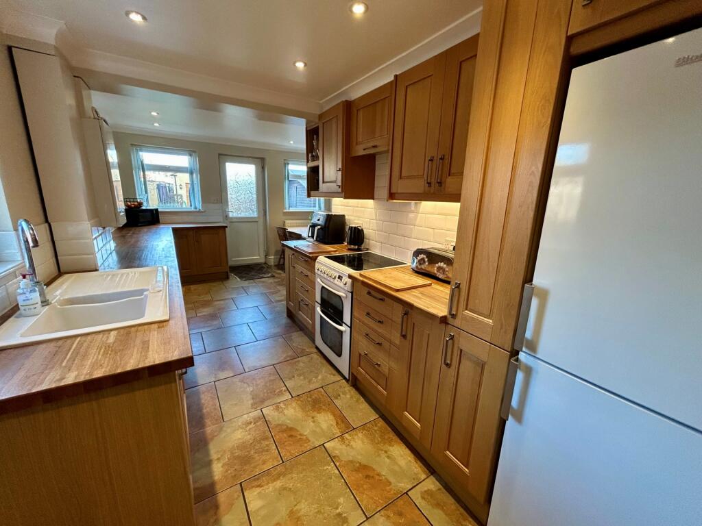 Additional property image - St Michaels Avenue, Yeovil, BA21
