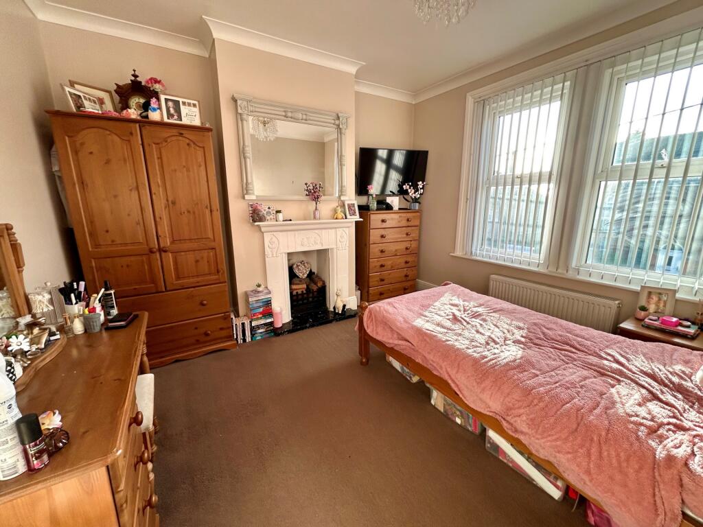 Additional property image - St Michaels Avenue, Yeovil, BA21