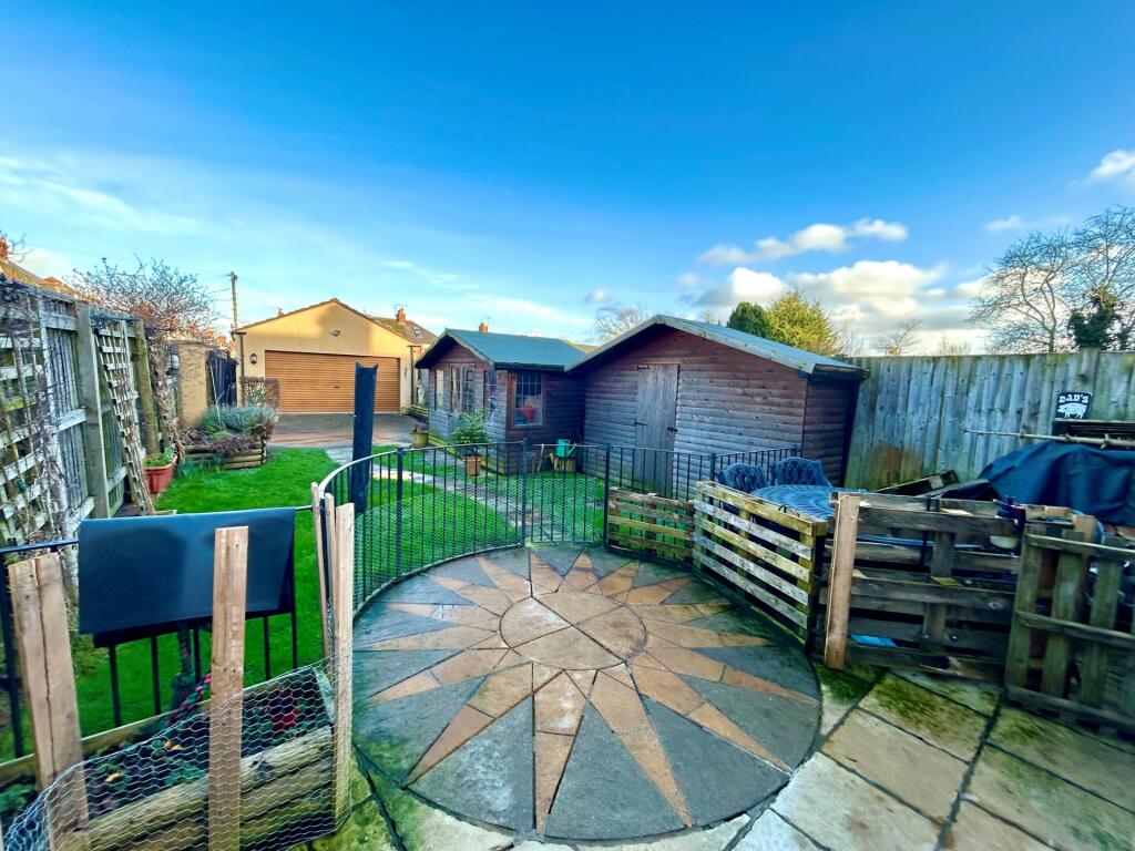 Additional property image - St Michaels Avenue, Yeovil, BA21