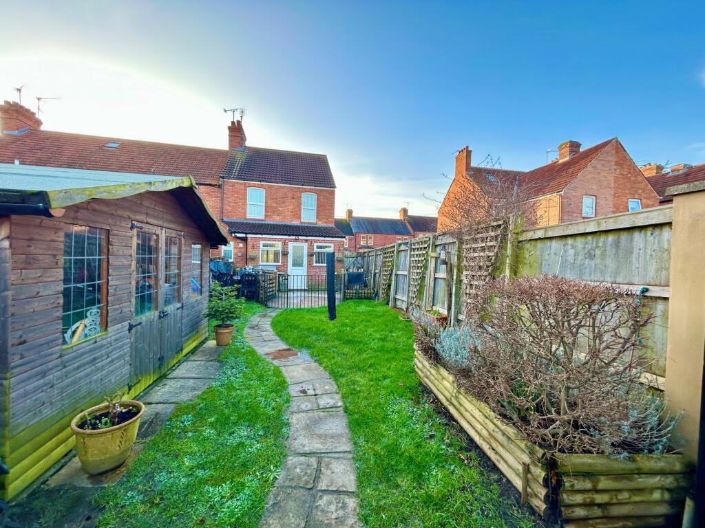 Additional property image - St Michaels Avenue, Yeovil, BA21