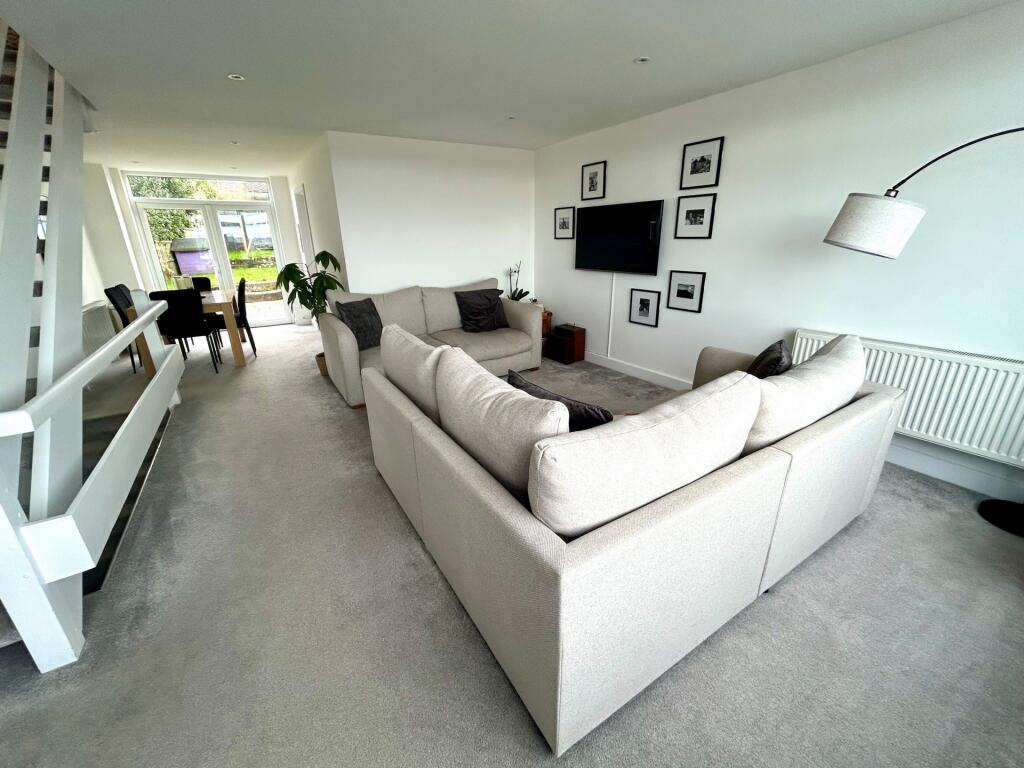 Additional property image - Yew Tree Close, Yeovil, BA20
