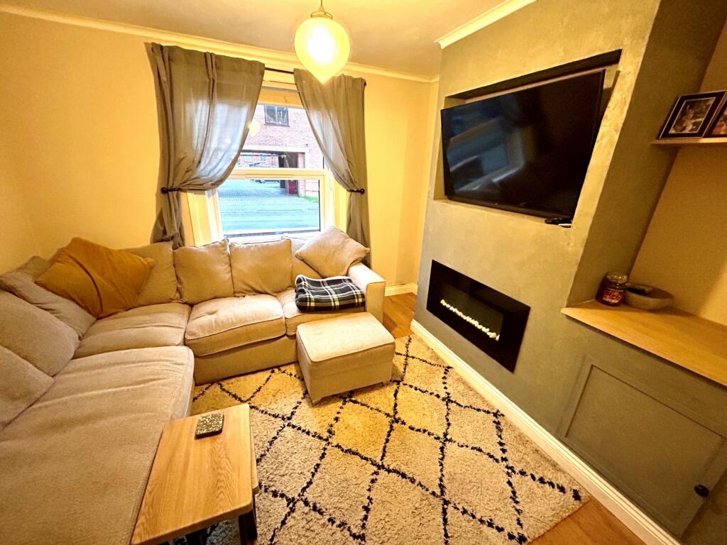 Additional property image - Seaton Road, Yeovil, BA20