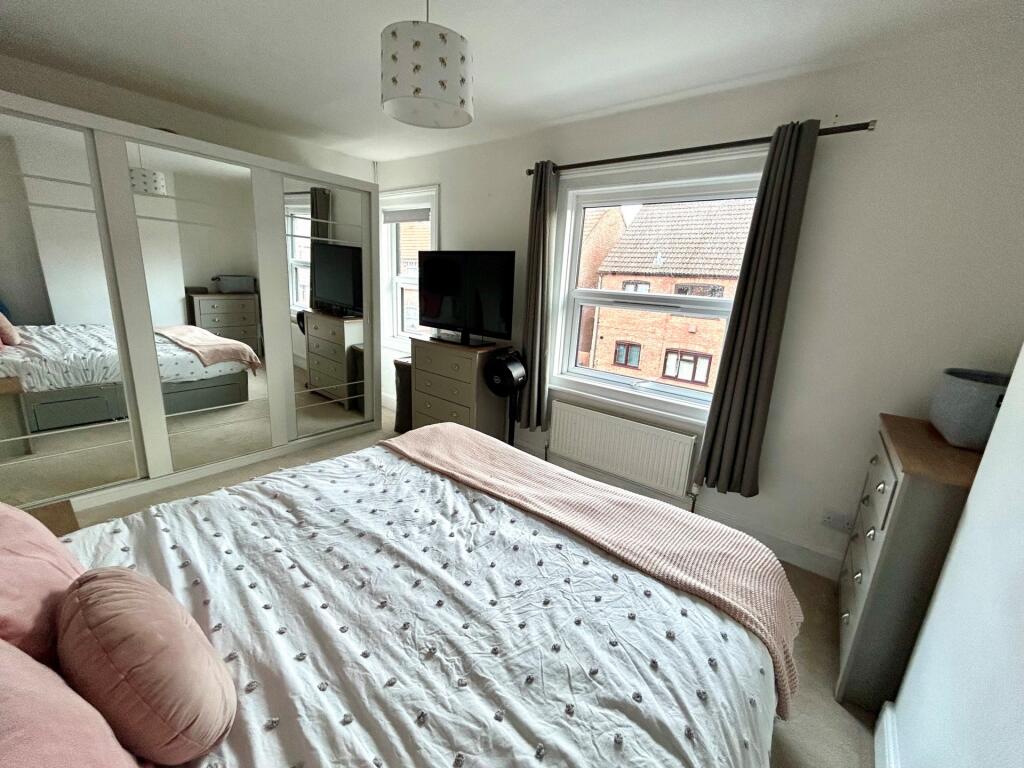 Additional property image - Seaton Road, Yeovil, BA20